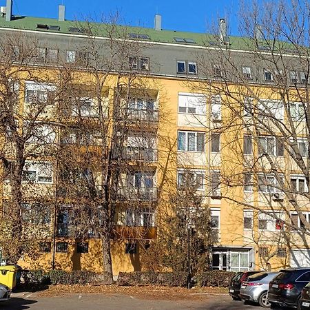 Sunset Apartman Szekesfehervar Exterior foto